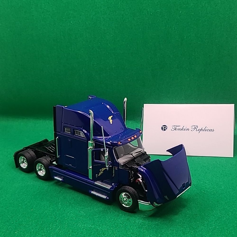 GOODYEAR TIRE 2006  Die Cast Tractor